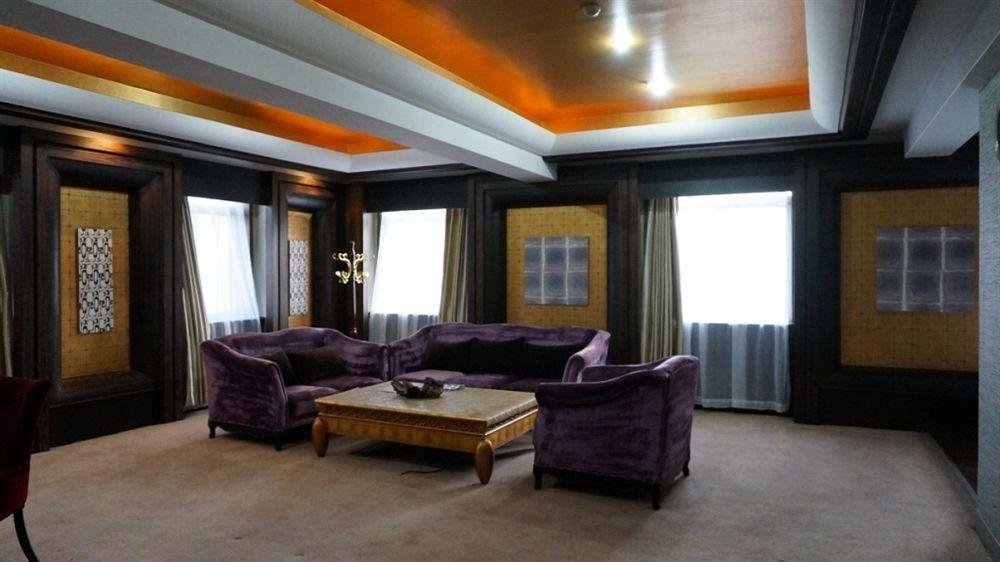 Base-Sanlitun Serviced Apartment Beijing Luaran gambar